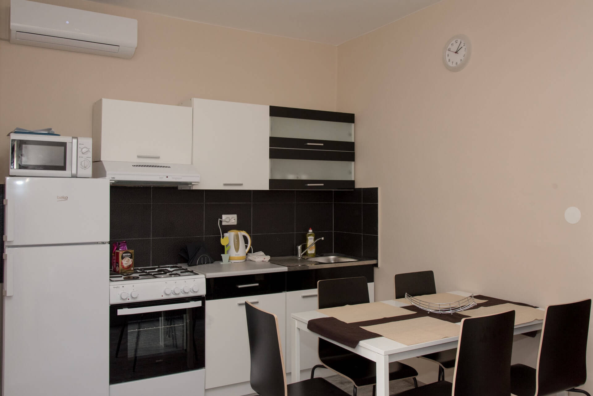 Apartman Srce autor Predrag Uskoković 1